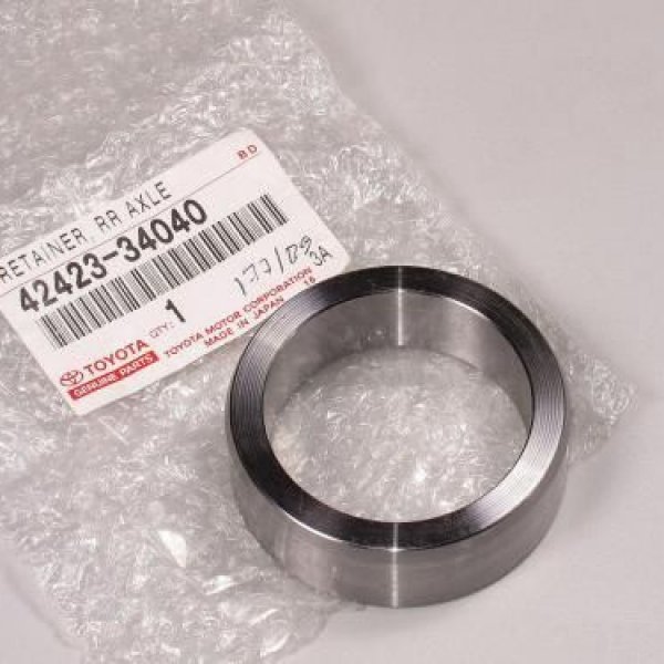 Втулка запорная Toyota J200 LC200 42423-34040 оригинал